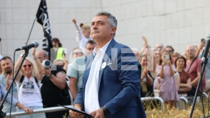 Neću u blatnu baru